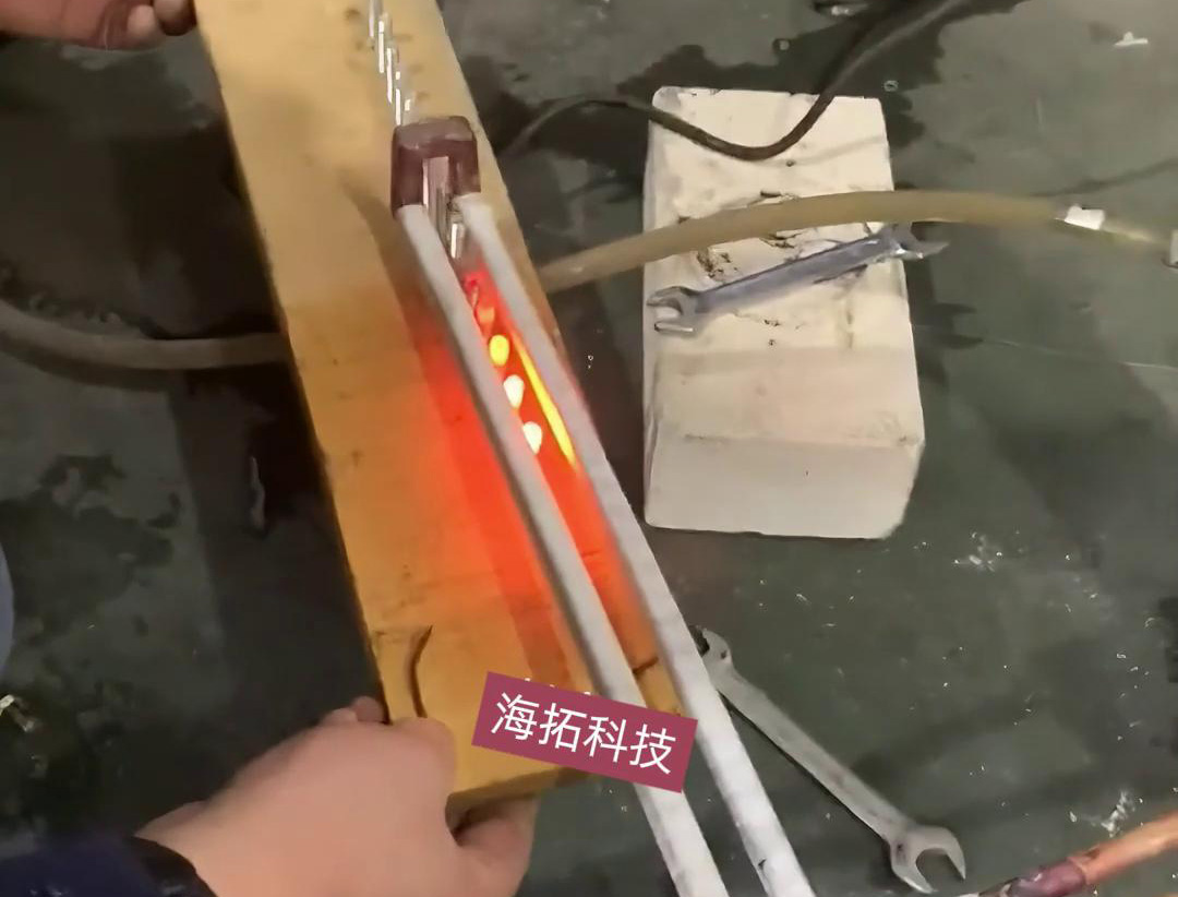 6mm端頭在線退火，高頻加熱機配合自動輸送帶實現均勻加熱退火